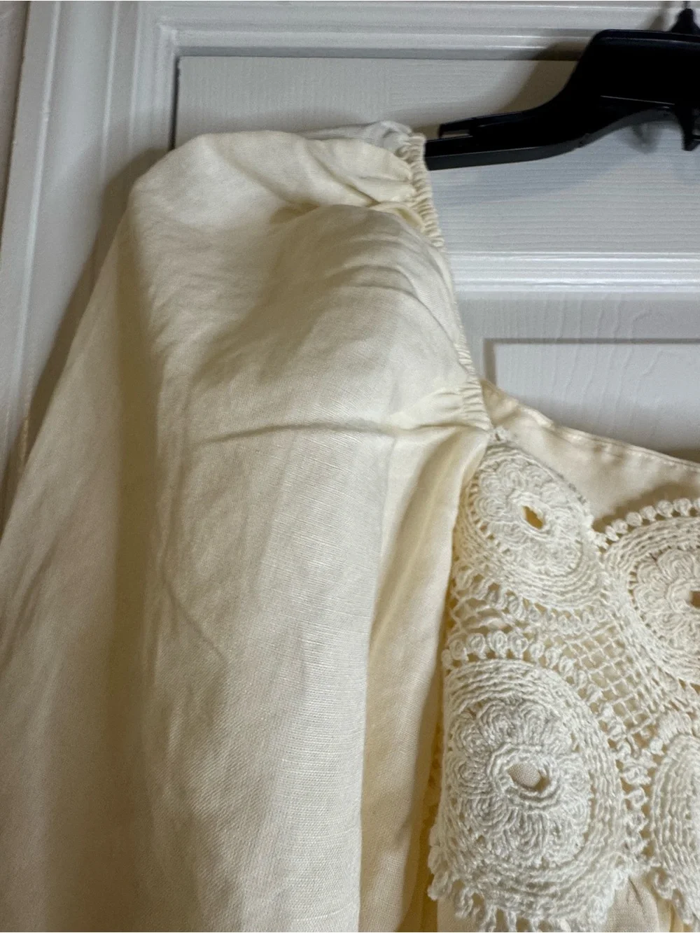Anthropologie crochet yoke linen blend puff sleeve blouse small ivory boho